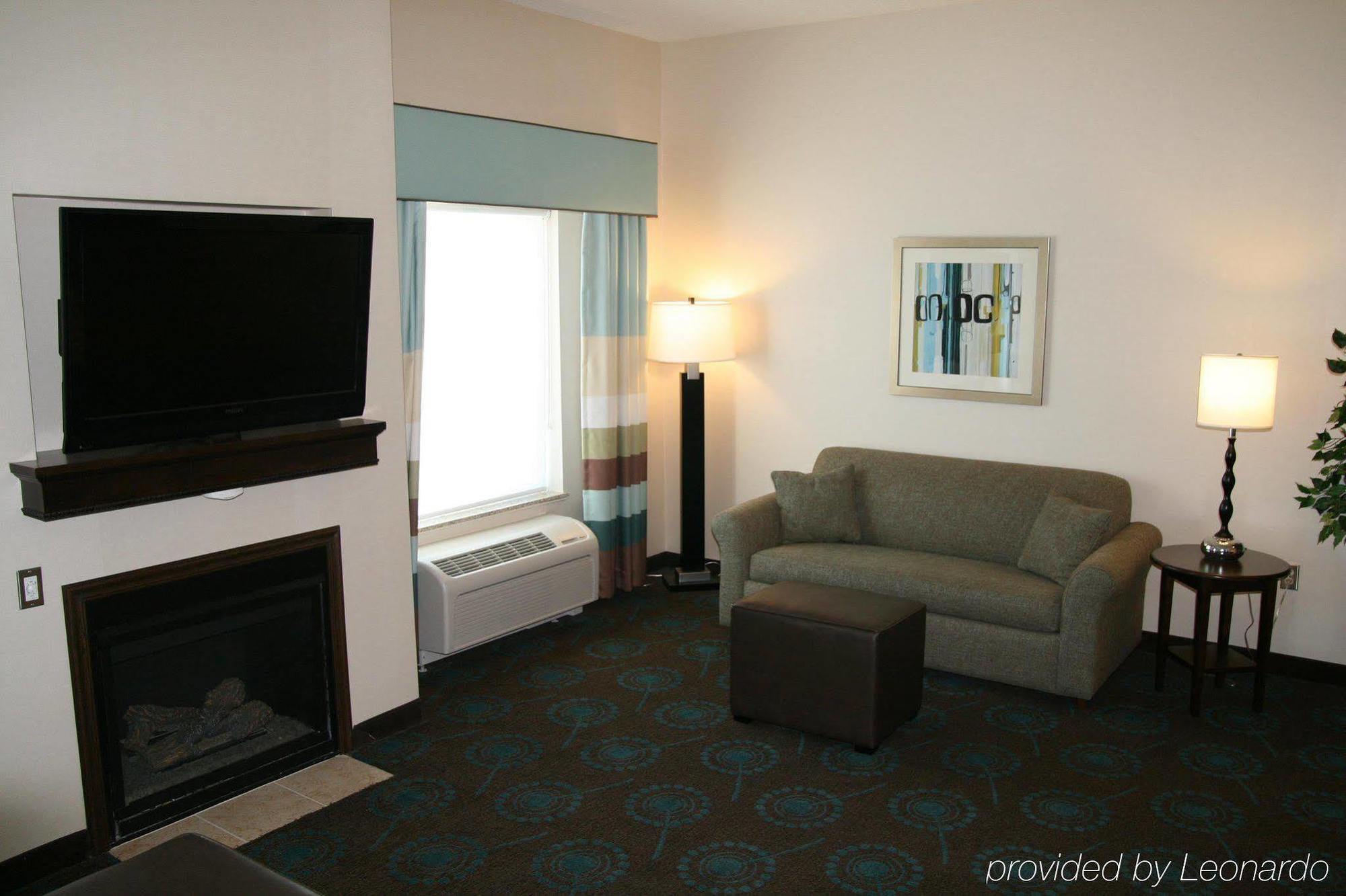 Hampton Inn & Suites Suisun City Waterfront Room photo